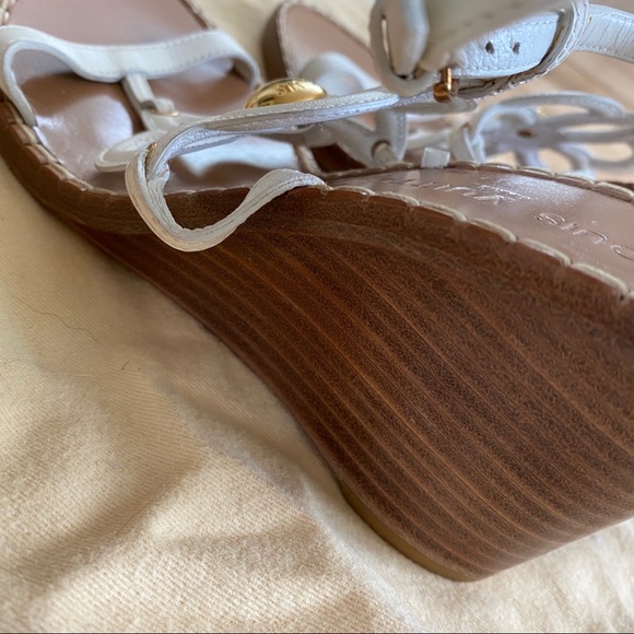 Louis Vuitton wedge sandals - Picture 6 of 8